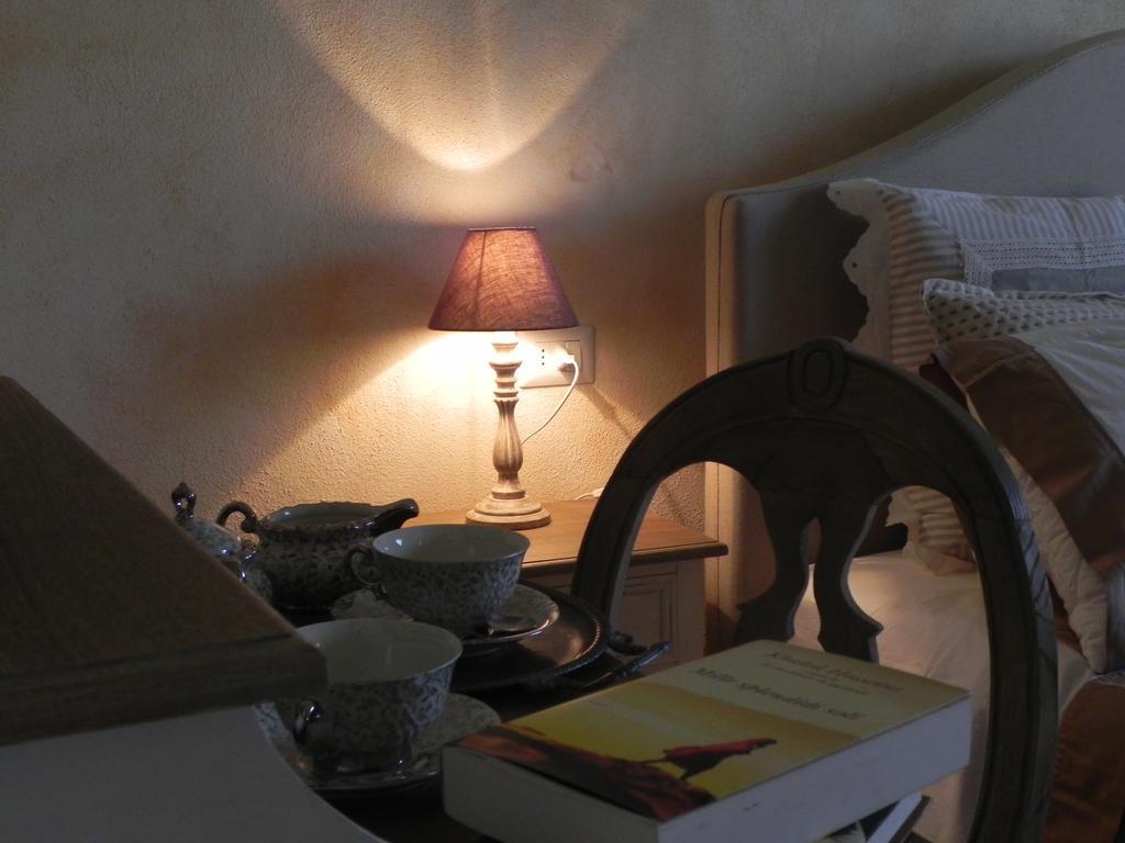 Semproniano Agriturismo Sugheretello חדר תמונה