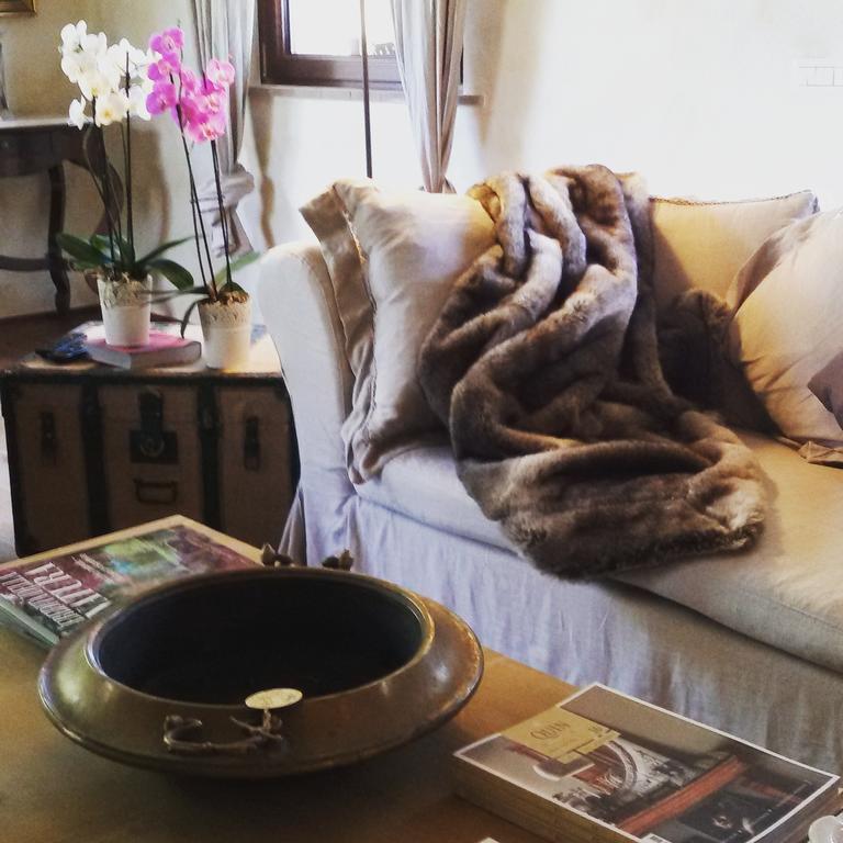 Semproniano Agriturismo Sugheretello מראה חיצוני תמונה
