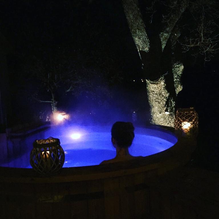 Semproniano Agriturismo Sugheretello מראה חיצוני תמונה